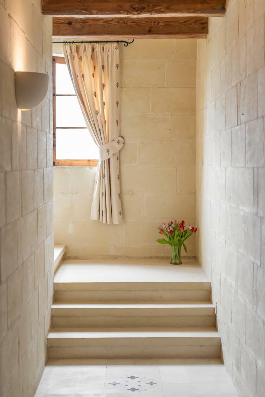 Mood Farmhouse B&B Għarb Eksteriør billede